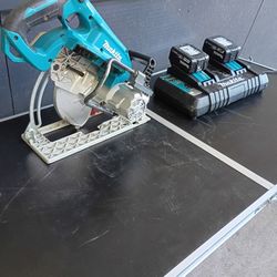 Makita Cordless Saw