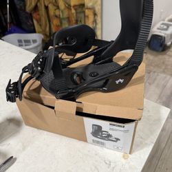 Rome Youth Snowboard Bindings Size Small