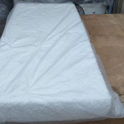 Serta icomfort Twin Size XL Mattress  