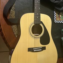 Yamaha Guitar FD01S