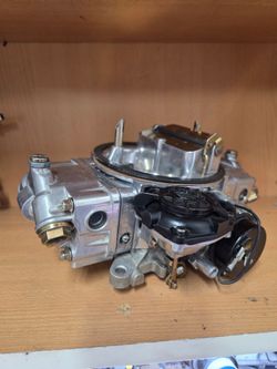 Holley Avenger 570cfm Carburetor 80570-2