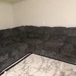 Dark green sectional from Ashley *** barley used****