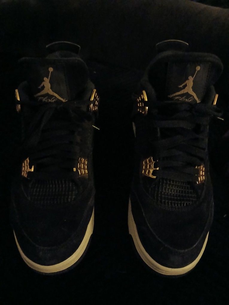 Jordan 4 Midtop Black And Gold for Sale in El Paso, TX OfferUp