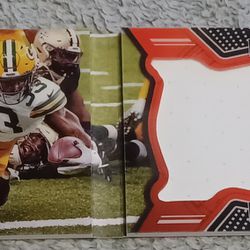 Aaron Jones 26/49 Booklet Jersey Patch Green Bay Packers Playbook Relic 2021 