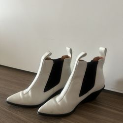 & Other Stories white heeled Chelsea boots