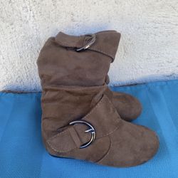 Faux Suede Girls Boots With Buckle 9