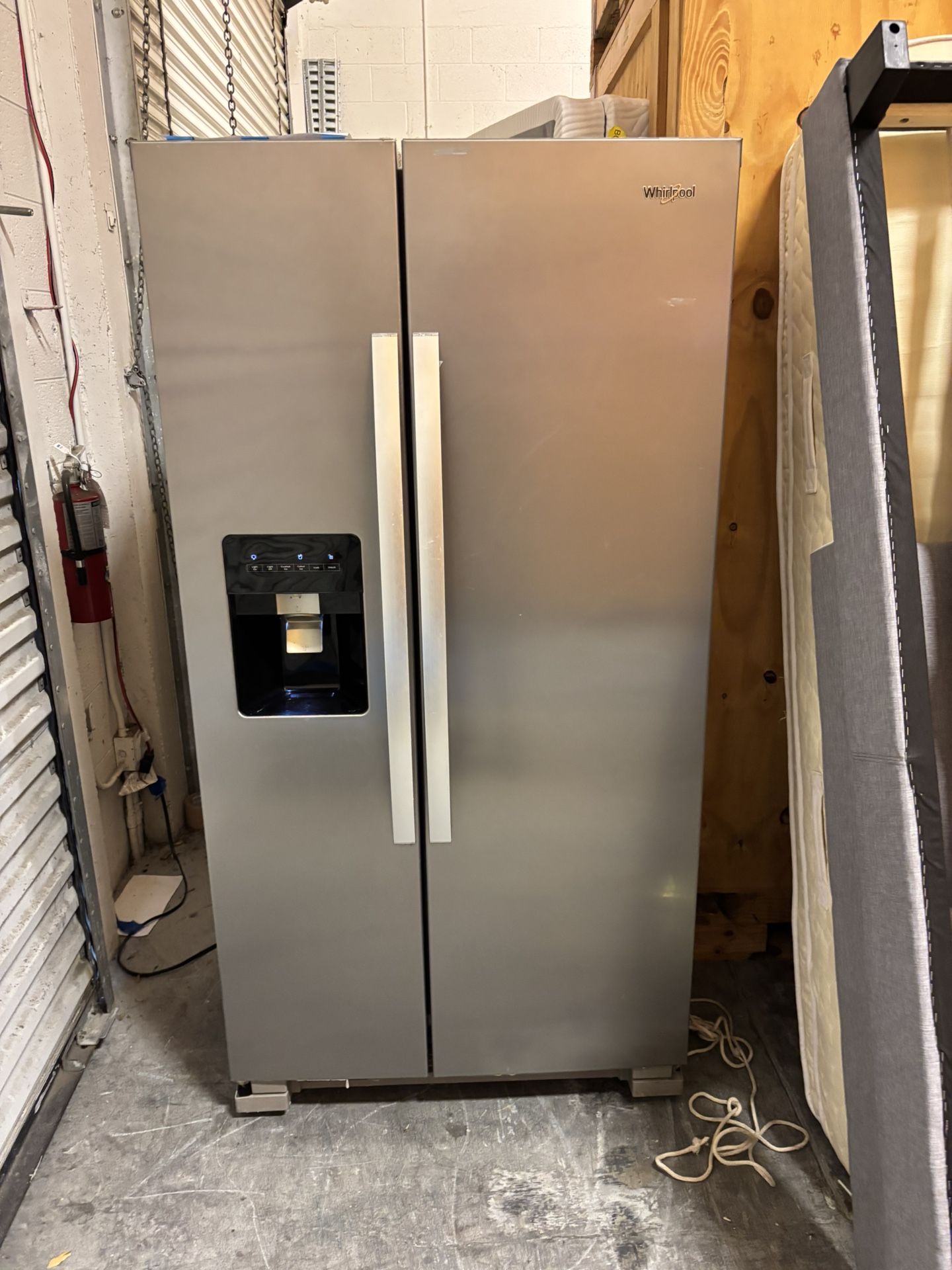 Refrigerator