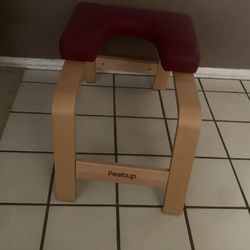 FeetUp Yoga Stand