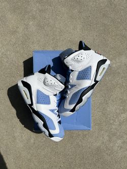 Jordan 6 Unc White