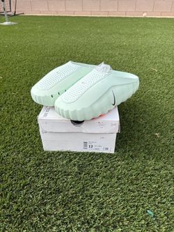Nike mind slides