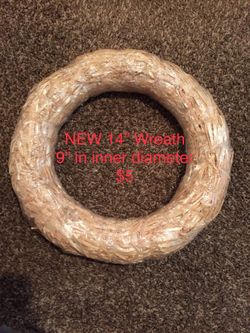 NEW 14” Wreath