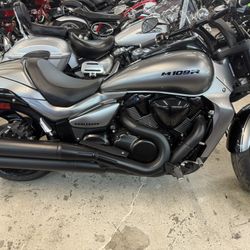 2020 Suzuki Boulevard M-109R Boss