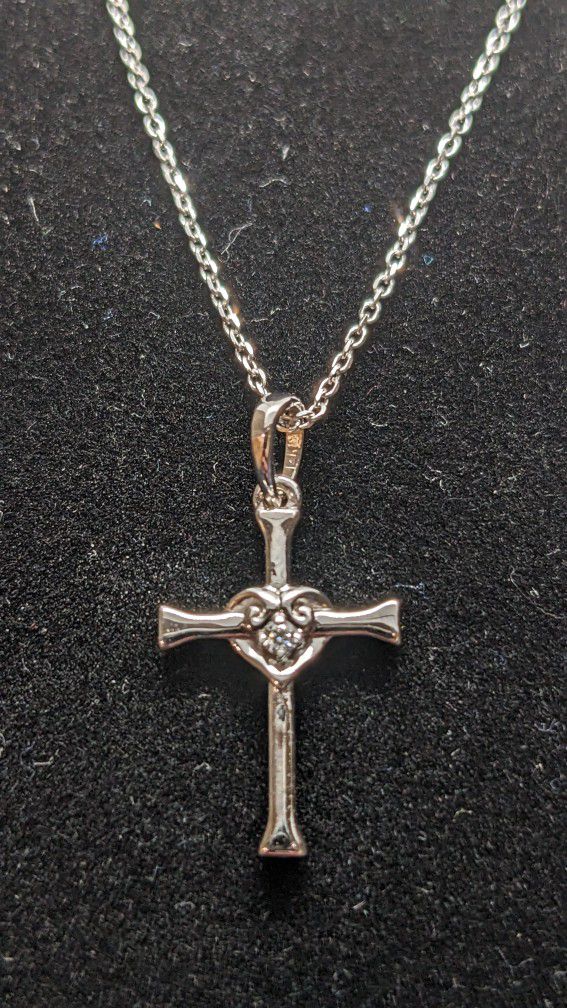 14k White Gold Lab Grown  Diamond Cross With Heart Pendant And Chain Is A 0.02 Carat And An F+Color
