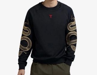 Nike Kobe Bryant Year Of The Mamba Black Crewneck Sweatshirt X-Small HQ4697-010