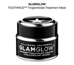 Glam glow Youthmud