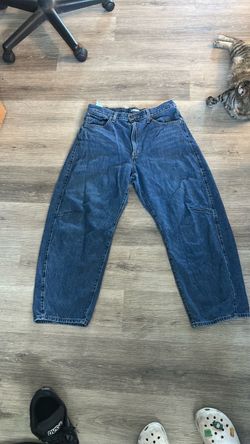 Size 33 Barrel Levi Jeans