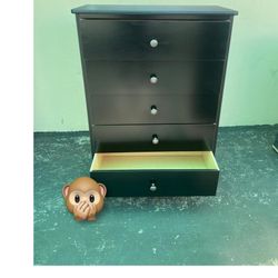 5 Drawer Dresser