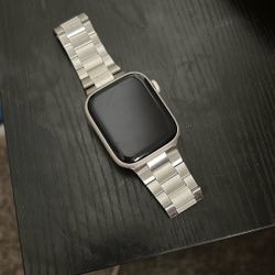 APPLE WATCH SERIES 7