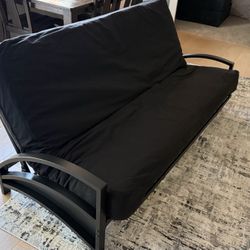 Black Futon