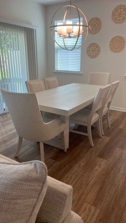 Dining Room 4 Chairs And Two Arm Chairs Ivory Color