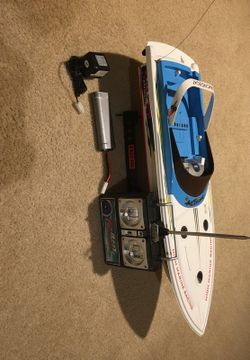 Fast gig racing boat