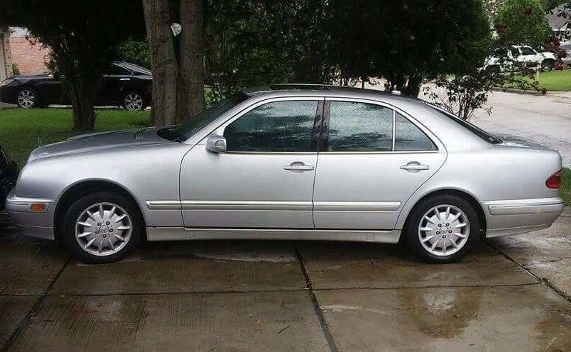 2000 Benz E420 selling parts!!! And motor for 420