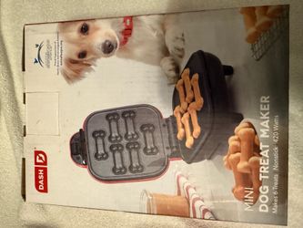 Dash dog biscuit maker, NEW!