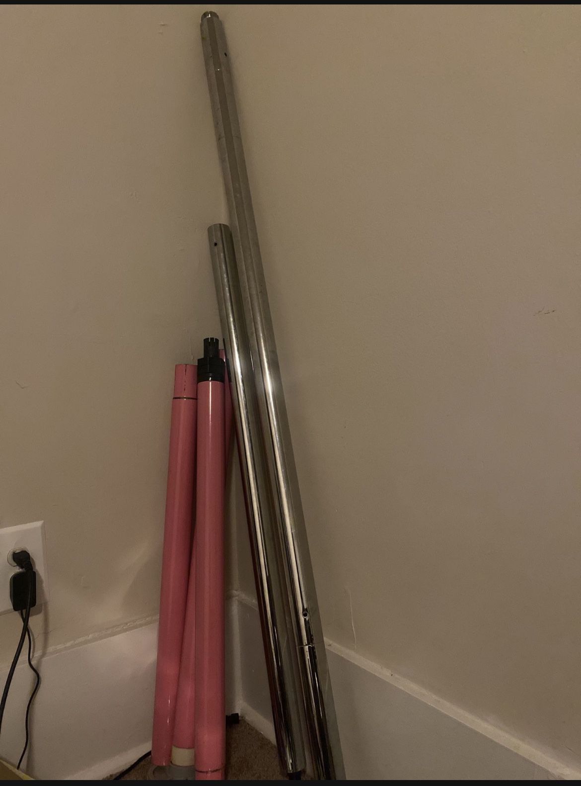 SILVER SPINNING POLE, PINK STATIC POLE