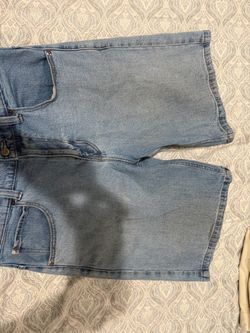 Hollister light washed jean shorts