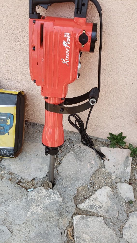 JACK HAMMER 2200W NUEVO EN BUENAS CONDICIONES