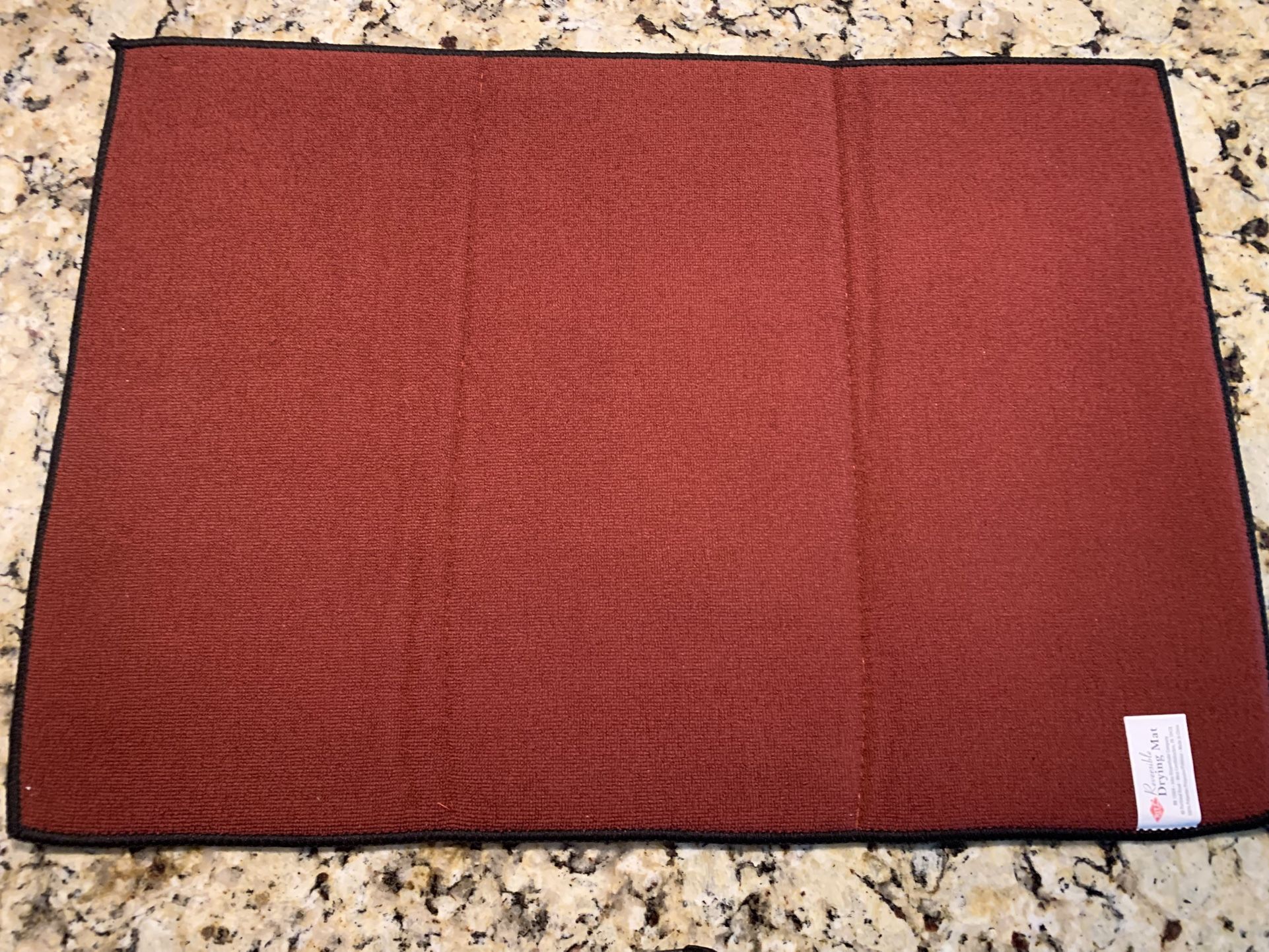 New 14 By 20 Inch Water Absorbing Dish Drying Mat Reversible From Country Deer To Solid Burgundy