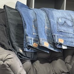 Levi’s Women’s 