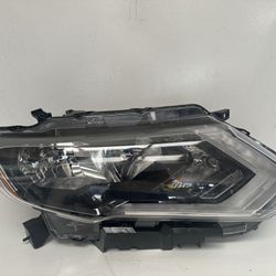 2017 2018 2019 2020 NISSAN ROGUE RIGHT PASSENGER SIDE HALOGEN HEADLIGHT OEM