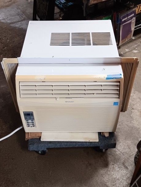 12,000 BTU Air Conditioner
