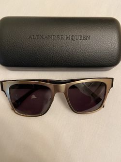 Alexander Mcqueen
