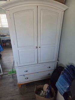 Armoire