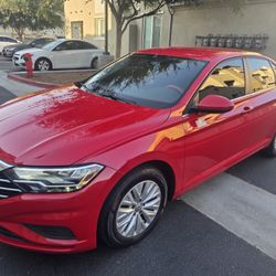 2019 Volkswagen Jetta 4cly Eco Beautiful Red Ferrari VolorCOLOR LIKE NEW 