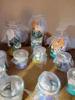 Decorative Glass Sand, Colored Stones & Sea Shell Ornaments