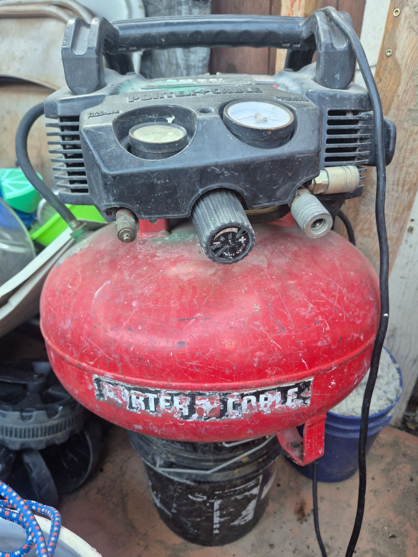 0010924_ingersoll-rand-up6s-30  Comprensor $120