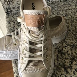 Convers Size 7 For Woman $45