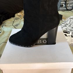  Booties