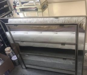 Mirror Dresser