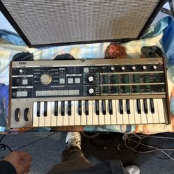 Korg Microkorg 37 Keys Analog Modeling Synthesizer 