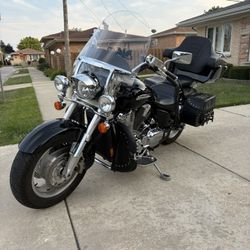 2003 Honda VTX 1800 R with Accessories