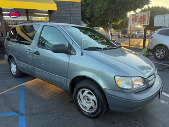 2000 Toyota Sienna
