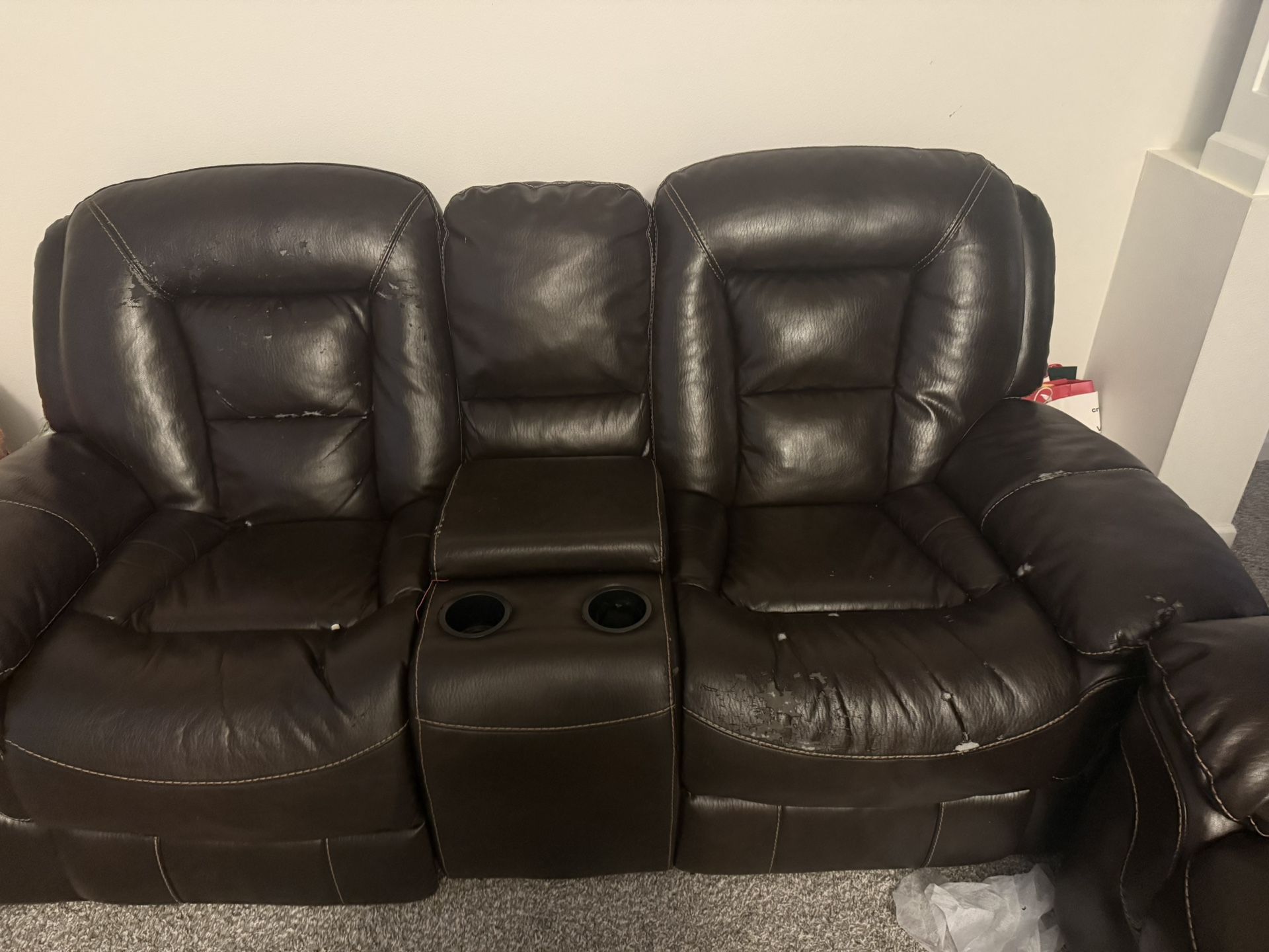 Free Sofa Set 