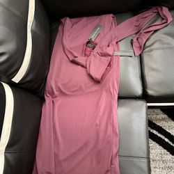 Overview  This is a White Fox Boutique maxi dress in a plum/mauve color.  