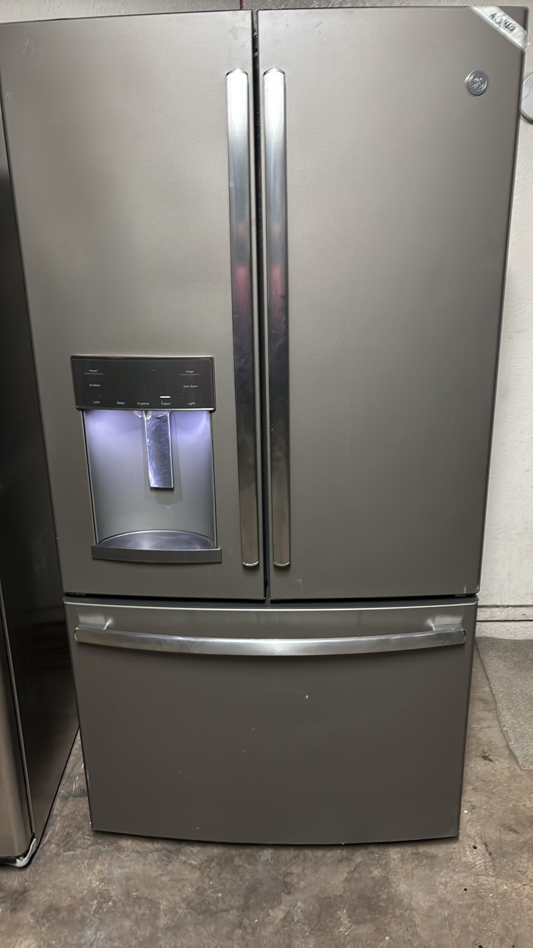 Fridges For Sale Are Plugged In Free Deliver