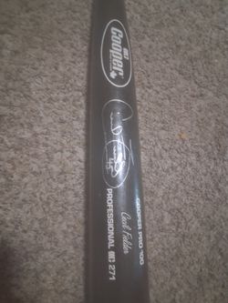 Signed Bat: Cecil Fielder, Detroit Tigers 1990s