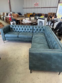 L shape living room